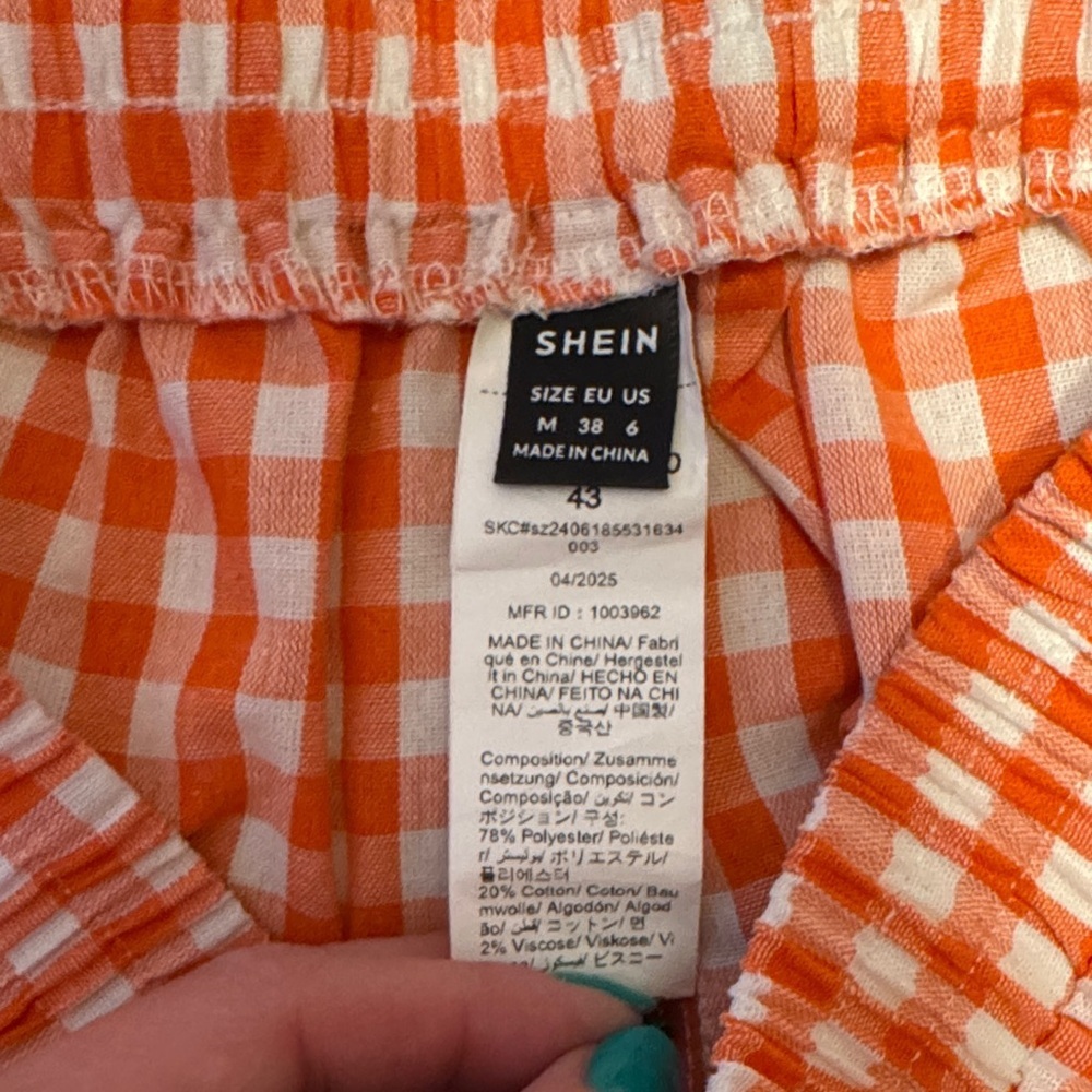 🍊✨ SHEIN Orange Gingham Shorts – Women’s M (US 6) – Elastic Waist Summer Shorts - Picture 4 of 5
